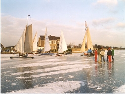bijpraten in de haven
